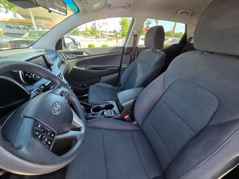 Used 2019 Hyundai Tucson SE AWD/4WD image 12