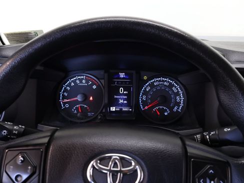 Used 2021 Toyota Tacoma SR AWD/4WD image 27