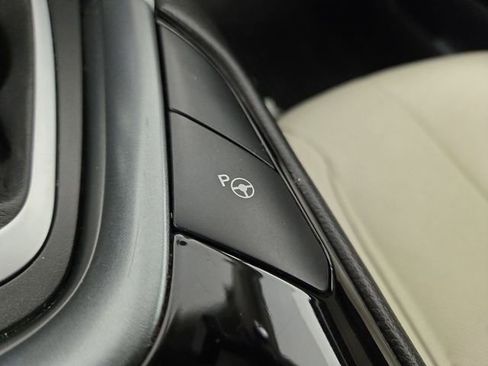 Used 2015 Ford Fusion Titanium image 27