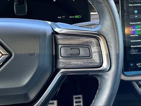 Used 2022 Rivian R1T Launch Edition image 13
