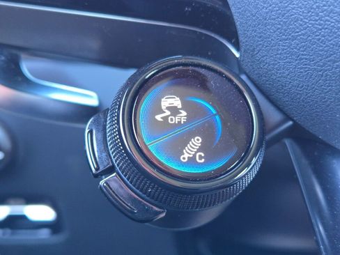 Used 2025 Mercedes-Benz GLC 43 AMG 4MATIC image 34