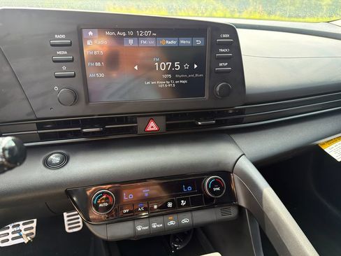 Certified 2026 Hyundai Elantra Sport FWD image 28