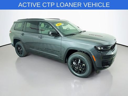New 2025 Jeep Grand Cherokee L Altitude AWD/4WD image 1