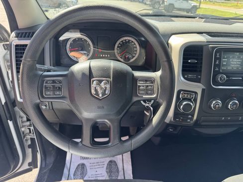 Used 2019 RAM 1500 Warlock AWD/4WD image 14
