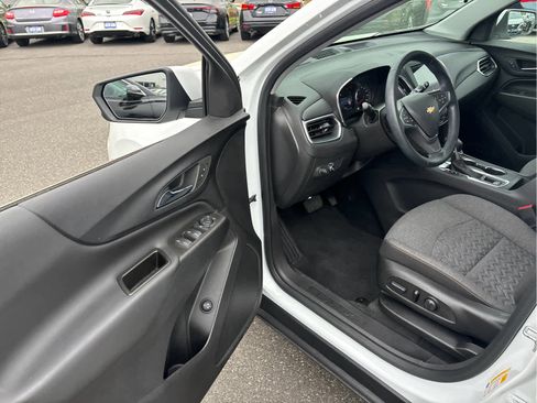 Certified 2023 Chevrolet Equinox LT AWD/4WD image 8