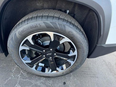 New 2026 Chevrolet Equinox LT w/ Convenience Package II image 6