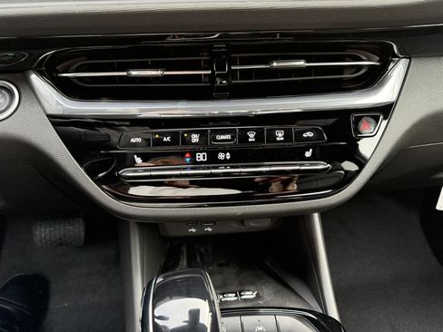 New 2026 Buick Envista Avenir image 17