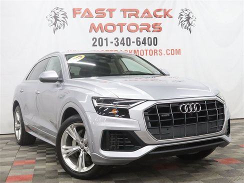 Used 2019 Audi Q8 Premium Plus w/ Premium Plus AWD/4WD image 3