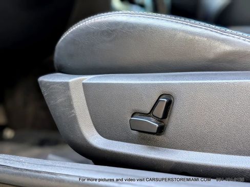 Used 2009 Dodge Challenger R/T image 35