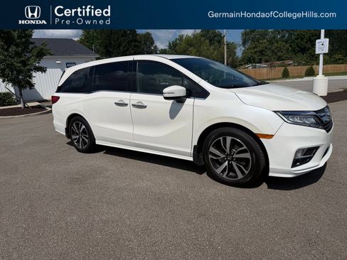 Used 2018 Honda Odyssey Elite image 3
