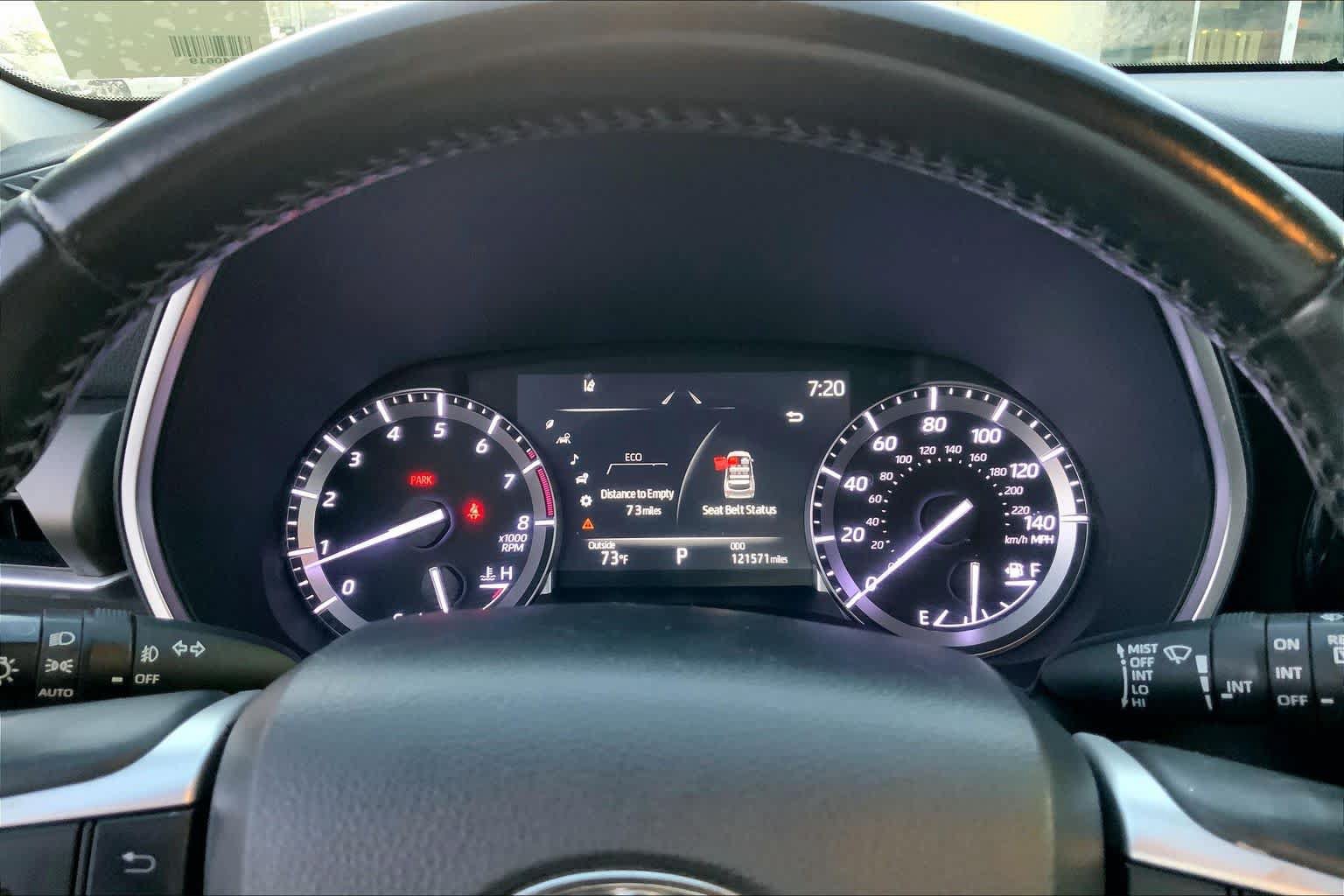 Used 2022 Toyota Highlander XLE FWD image 23