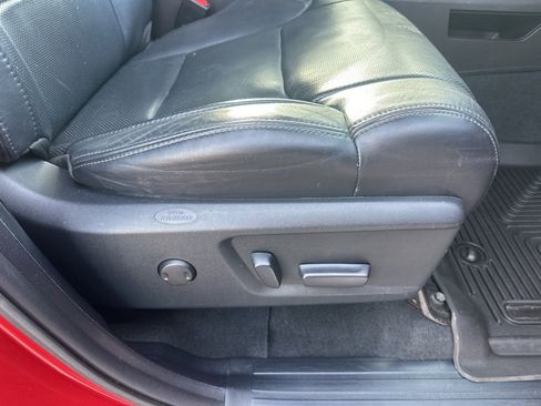 Used 2015 Toyota Tundra Platinum image 43