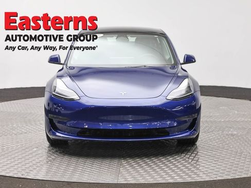 Used 2023 Tesla Model 3 Standard Range RWD image 2