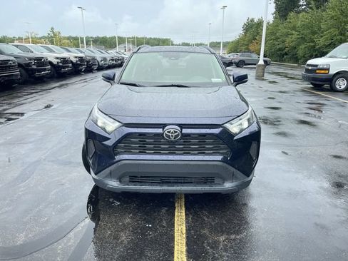 Used 2022 Toyota RAV4 XLE AWD/4WD image 30