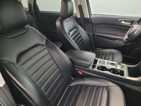 Used 2023 Ford Edge SEL image 21