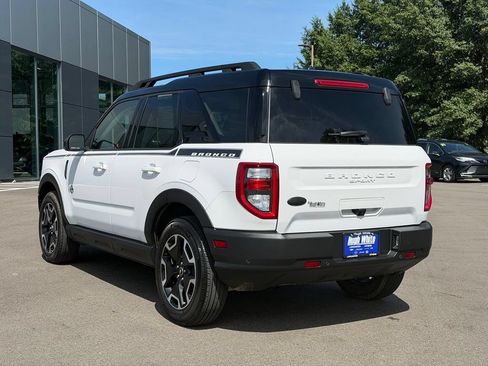 Used 2024 Ford Bronco Sport Outer Banks w/ Tech Package AWD/4WD image 4