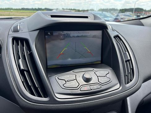 Used 2014 Ford Escape SE w/ Equipment Group 201A FWD image 16