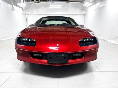 Used 1997 Chevrolet Camaro LT RWD image 2