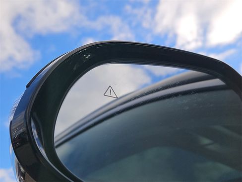 Used 2022 Hyundai Santa Fe Limited image 27