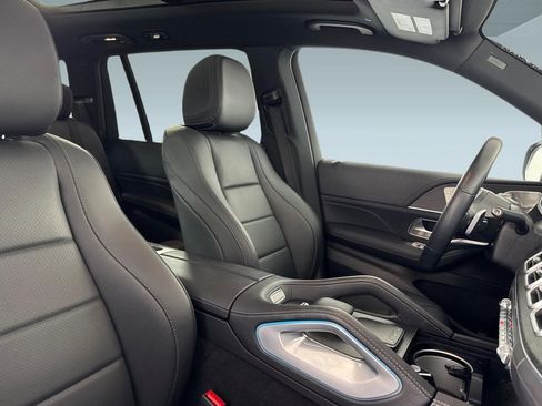 Certified 2023 Mercedes-Benz GLS 450 4MATIC image 33