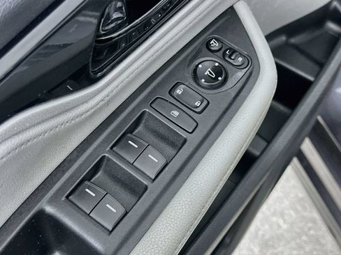 Used 2018 Honda Odyssey Elite image 21