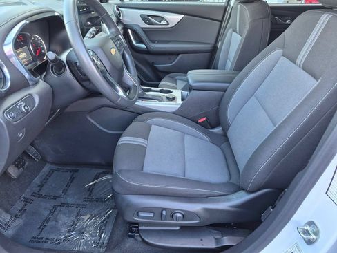 Used 2025 Chevrolet Blazer LT FWD image 23