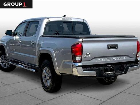 Certified 2019 Toyota Tacoma SR5 image 11