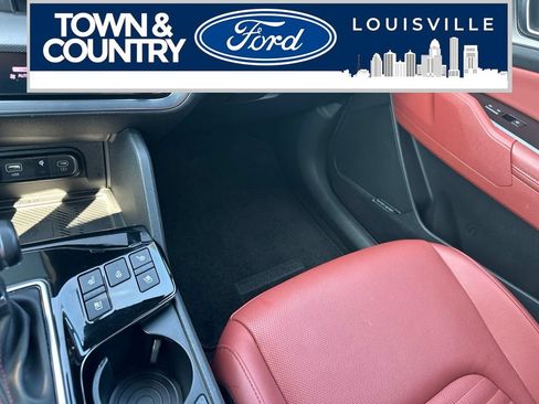 Used 2025 Kia Sportage SX FWD image 22