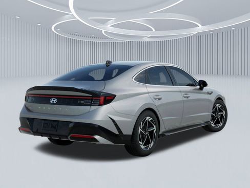 New 2026 Hyundai Sonata SEL FWD image 4