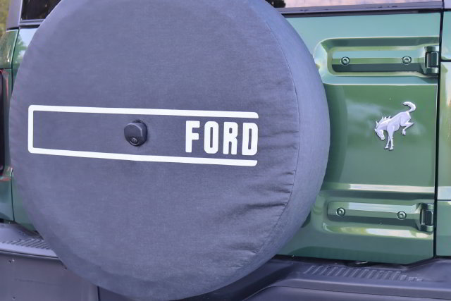 Certified 2024 Ford Bronco Black Diamond AWD/4WD image 25