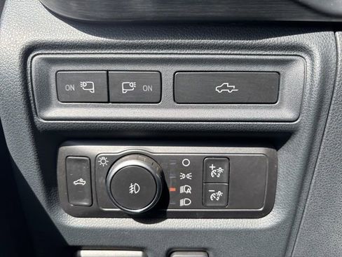 Used 2021 Ford F150 Lariat w/ Equipment Group 502A High image 18