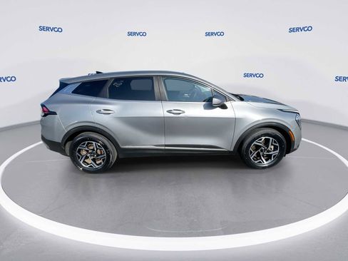 Used 2023 Kia Sportage LX FWD image 9