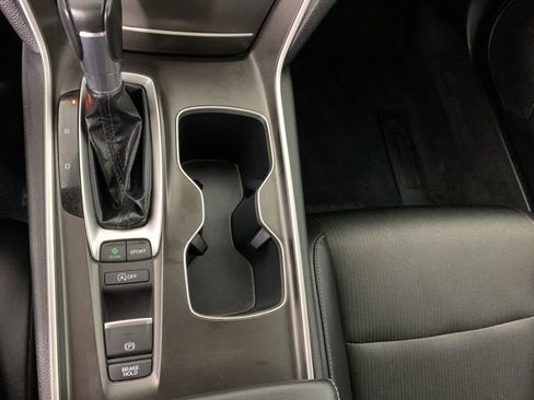 Used 2022 Honda Accord Sport image 13
