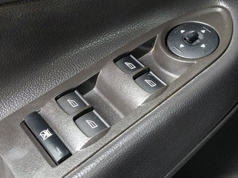 Used 2018 Ford Escape SE w/ SE Sport Appearance Package FWD image 27