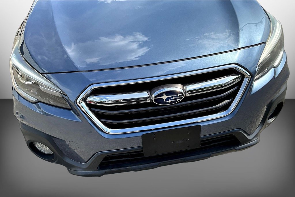 Used 2018 Subaru Outback 3.6R Limited AWD/4WD image 30