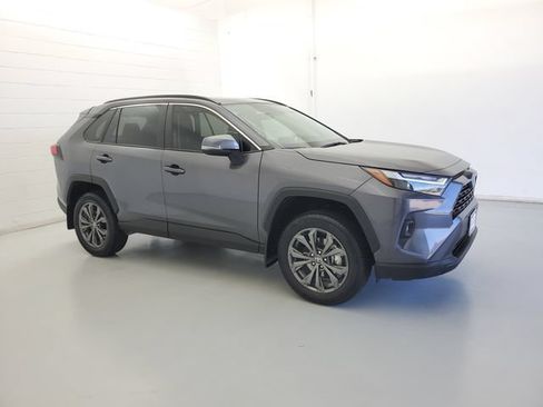 Used 2024 Toyota RAV4 XLE Premium AWD/4WD image 4
