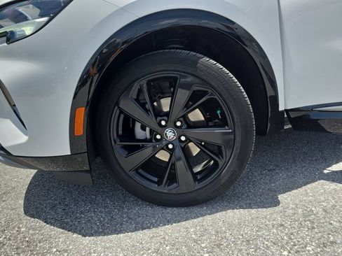 Certified 2022 Buick Envision Preferred FWD image 30
