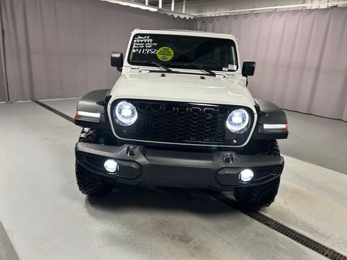 Used 2025 Jeep Wrangler Unlimited Sport S 4xe image 2