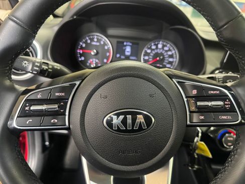Used 2019 Kia Forte S w/ S Premium Package image 8