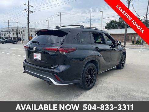 Certified 2024 Toyota Highlander XSE FWD image 6