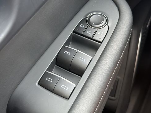 Used 2026 Buick Enclave Sport Touring FWD image 15