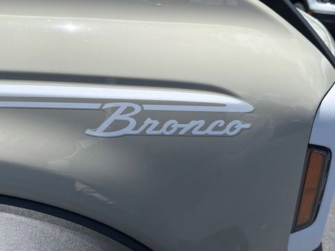 New 2026 Ford Bronco Heritage Edition AWD/4WD image 23