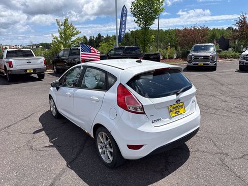 Used 2017 Ford Fiesta SE w/ Equipment Group 201A FWD image 12
