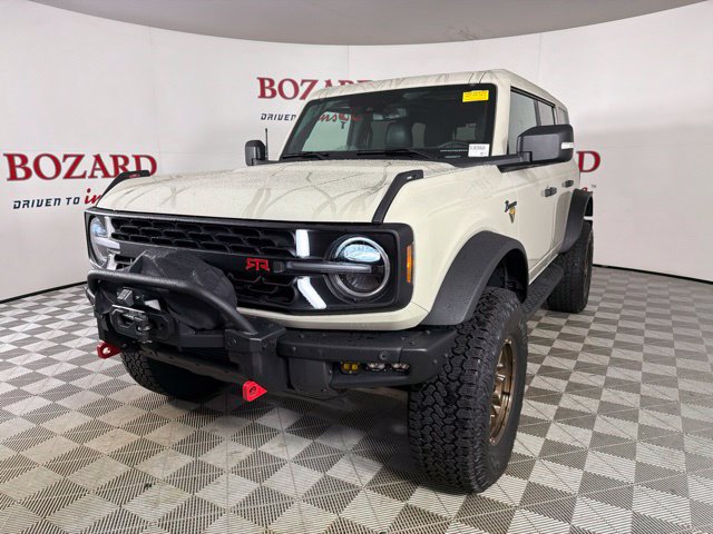Used 2025 Ford Bronco Badlands AWD/4WD image 4