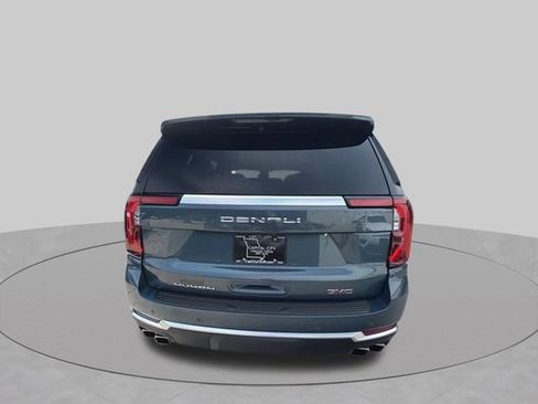Used 2025 GMC Yukon Denali w/ Sun & Power Step Package AWD/4WD image 5