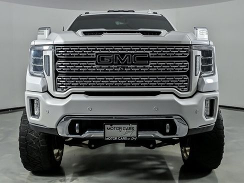 Used 2020 GMC Sierra 2500 Denali w/ Denali Ultimate Package AWD/4WD image 4