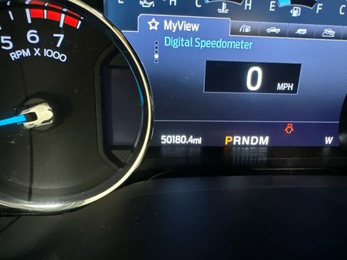 Used 2021 Ford F350 XLT w/ XLT Premium Package image 16