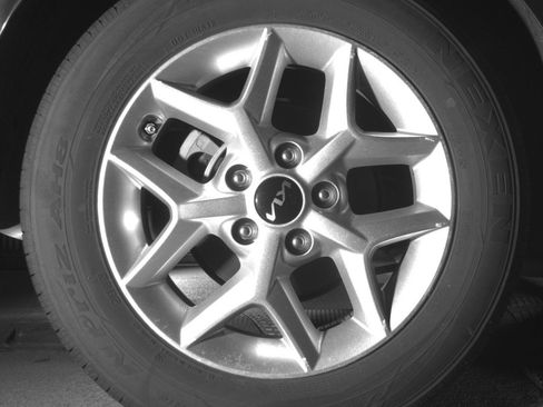Used 2025 Kia Soul LX w/ LX Technology Package FWD image 15