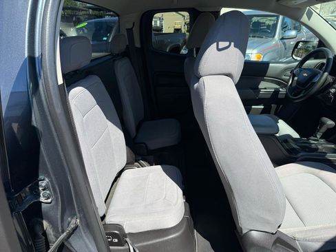 Used 2015 Chevrolet Colorado W/T w/ WT Convenience Package image 21
