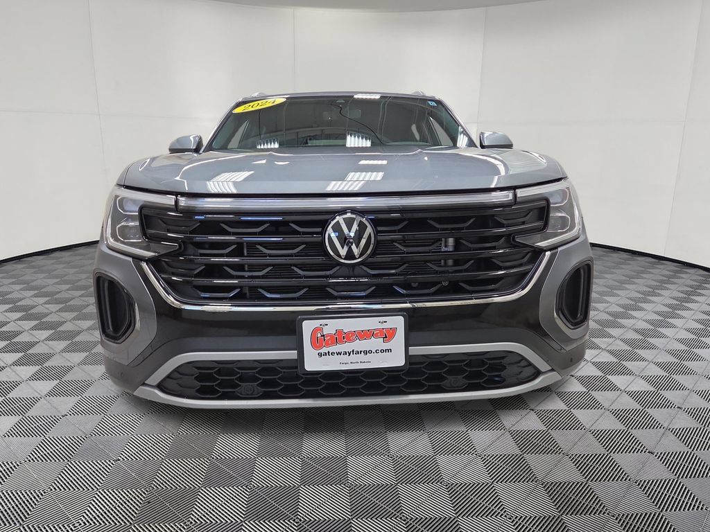 Used 2024 Volkswagen Atlas Cross Sport SE AWD/4WD image 5